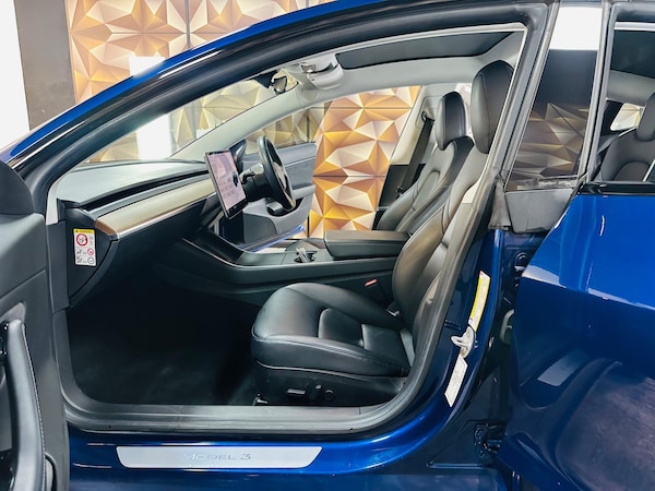 Used Tesla Model 3 2019 for sale - 76239824: Photo 61