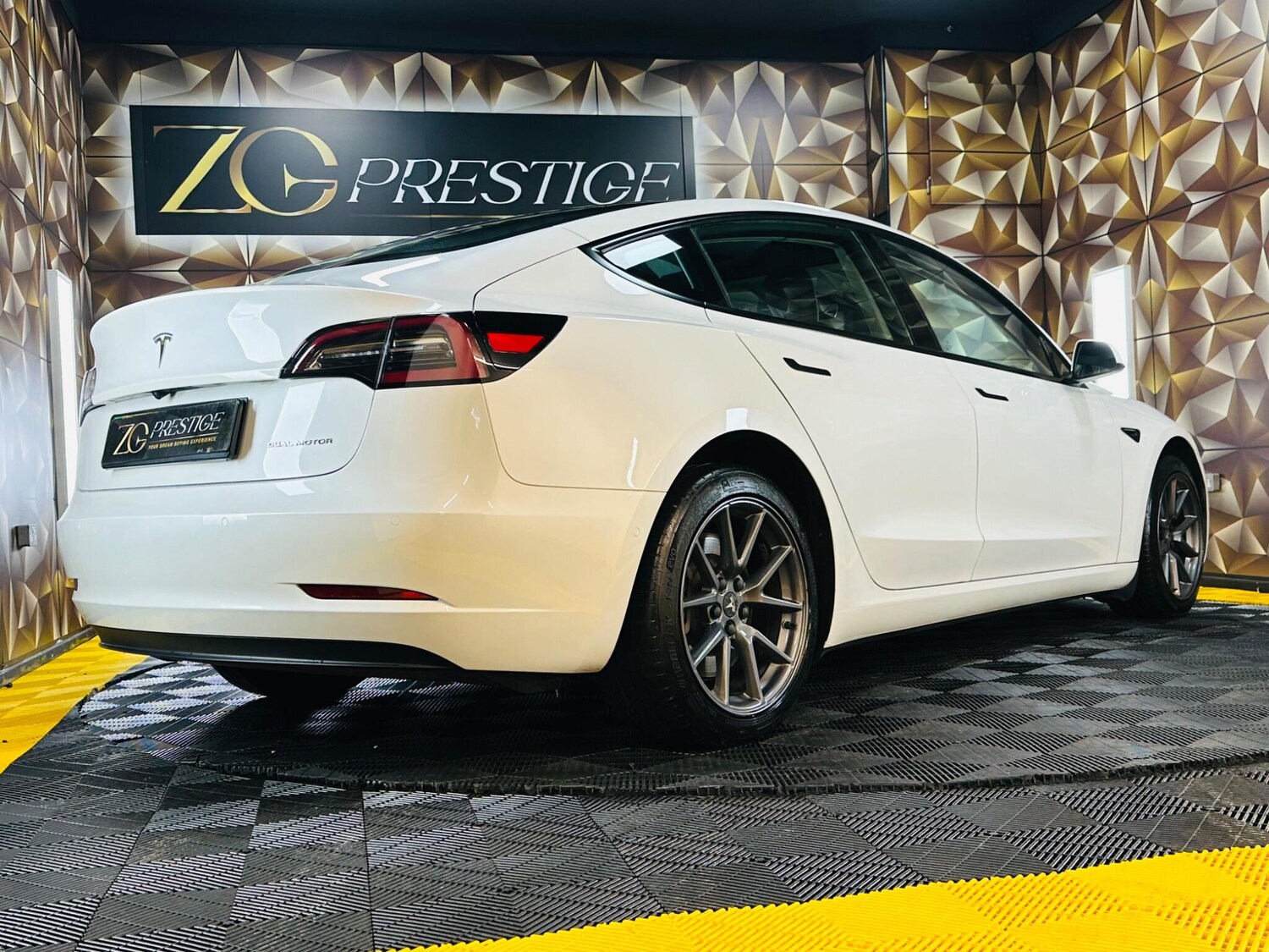 Used Tesla Model 3 2022 for sale - 77109700: Photo 41