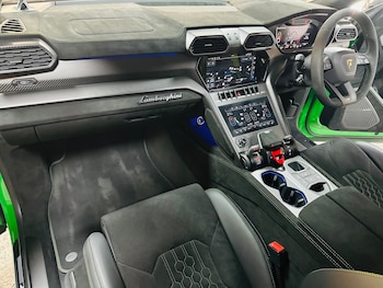 Used Lamborghini Urus 2024 for sale - 78475795: Photo