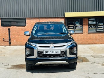 Used Mitsubishi L200 2020 for sale - 75140000: Photo