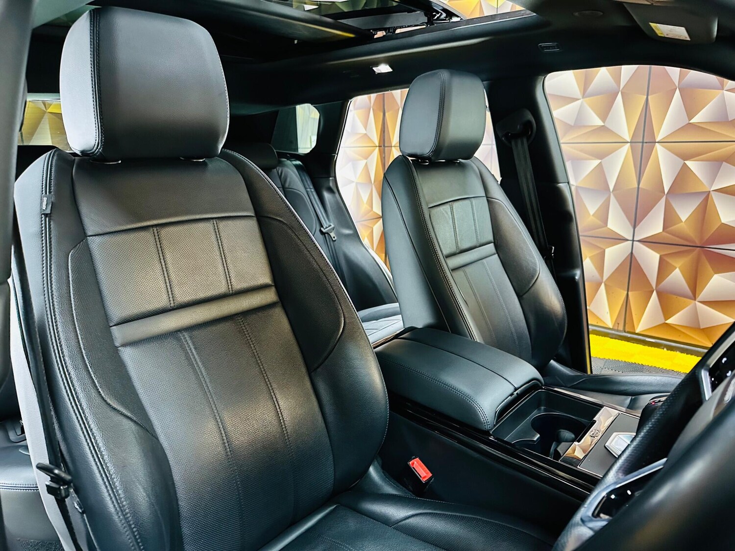 Used Land Rover Range Rover Evoque 2021 for sale - 77783698: Photo 14