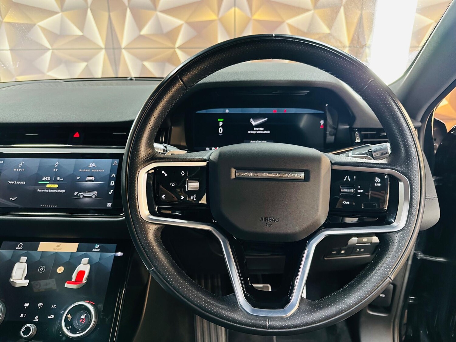 Used Land Rover Range Rover Evoque 2021 for sale - 77783698: Photo 45