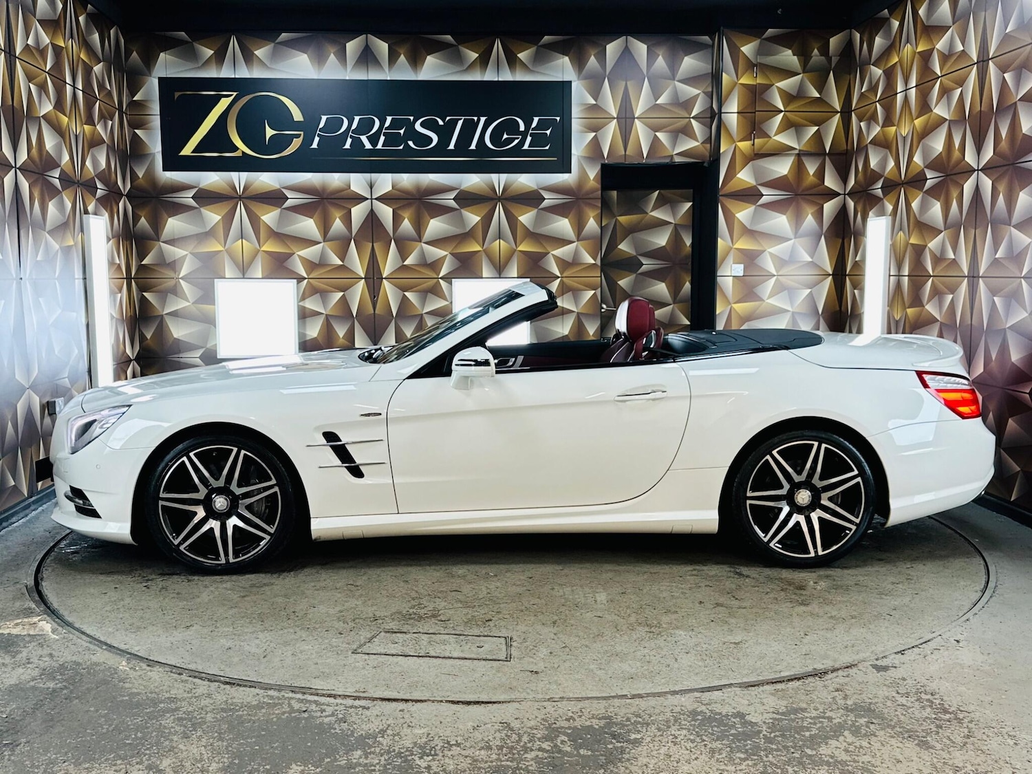 Used Mercedes-Benz SL 2015 for sale - 76926036: Photo 11