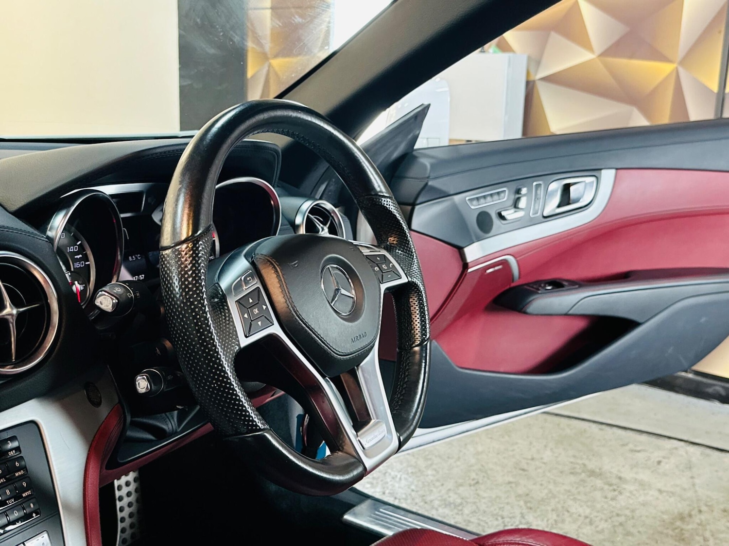 Used Mercedes-Benz SL 2015 for sale - 76926036: Photo 18