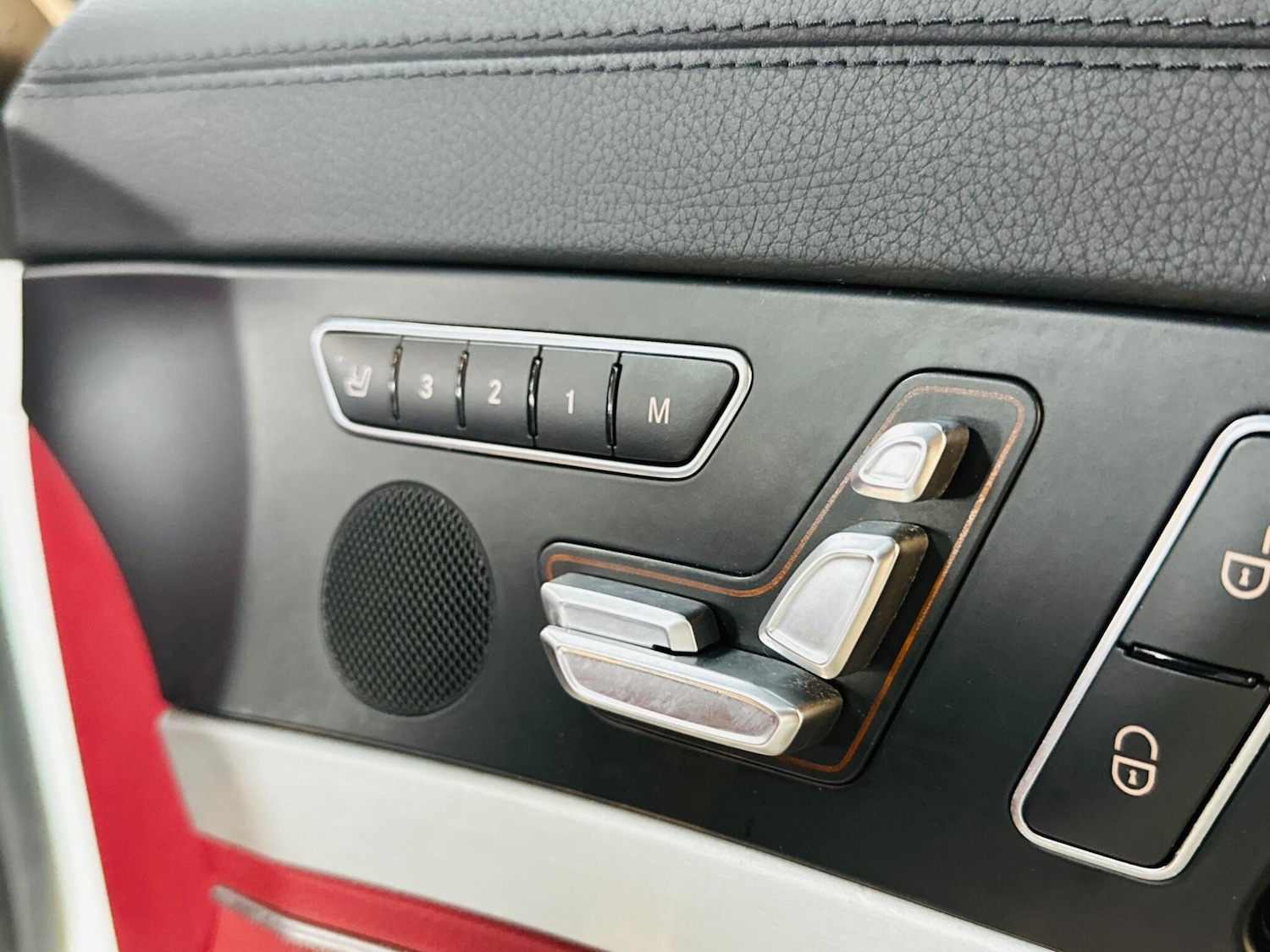 Used Mercedes-Benz SL 2015 for sale - 76926036: Photo 55