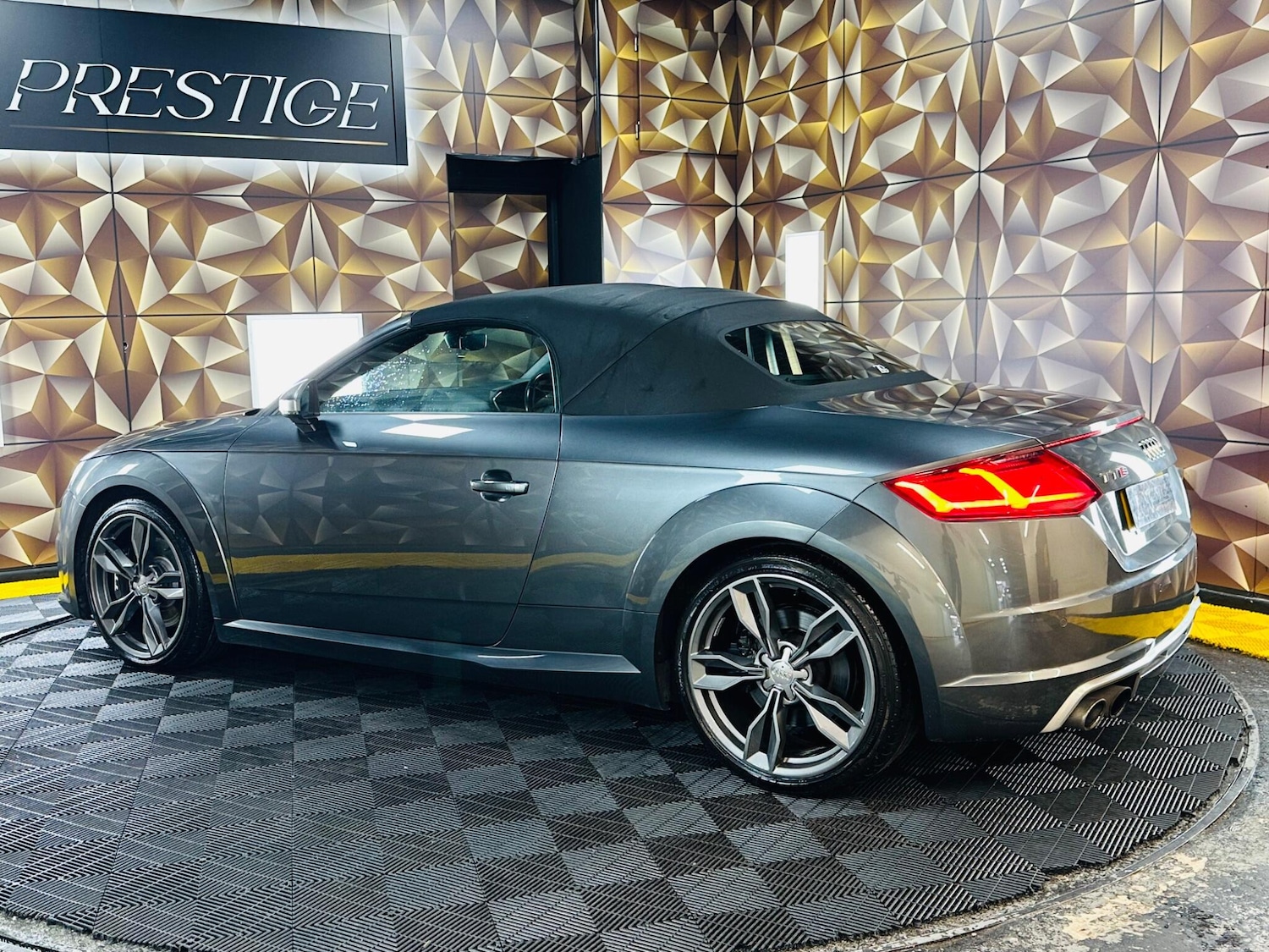 Used Audi TT 2017 for sale - 78184622: Photo 21