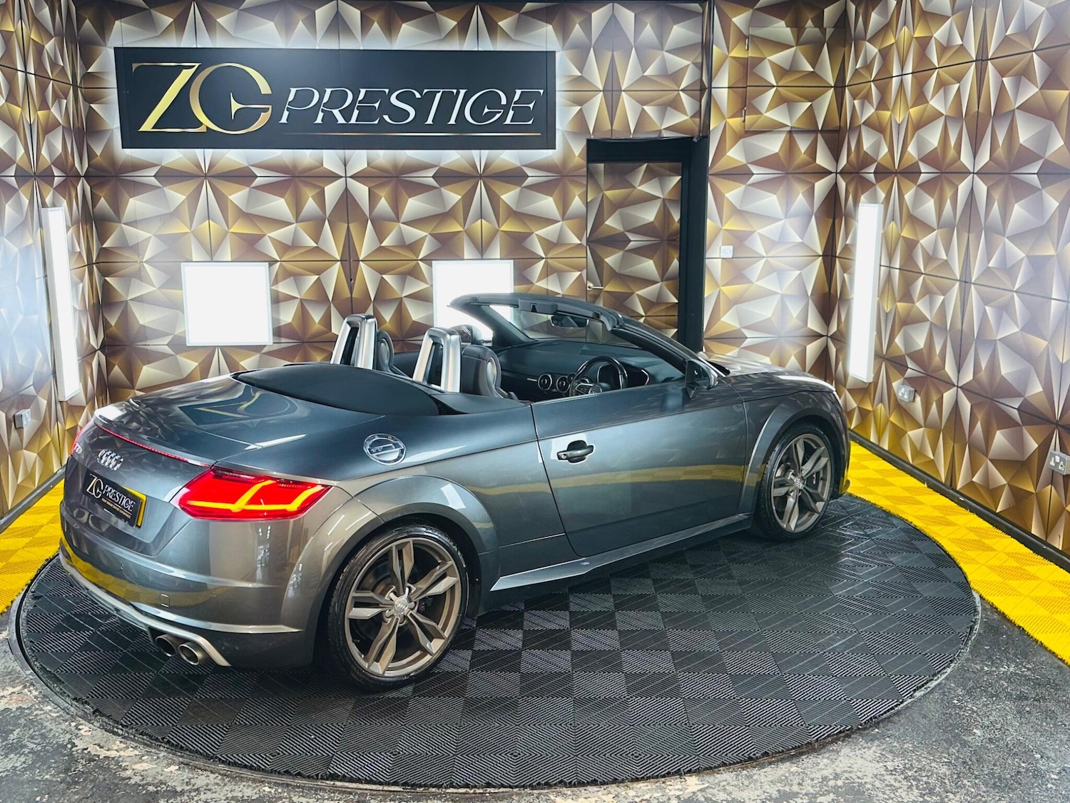 Used Audi TT 2017 for sale - 78184622: Photo 7