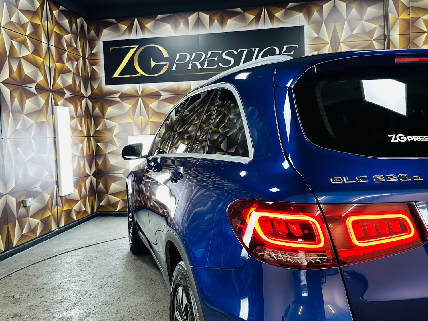 Used Mercedes-Benz GLC 2019 for sale - 76094386: Photo 51