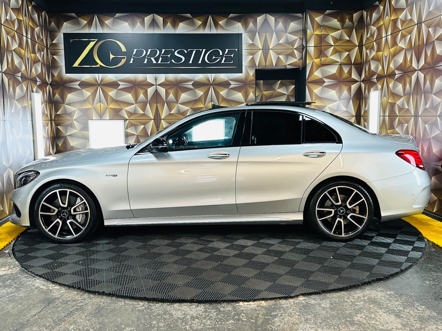 Used Mercedes-Benz C Class 2017 for sale - 77793482: Photo 11