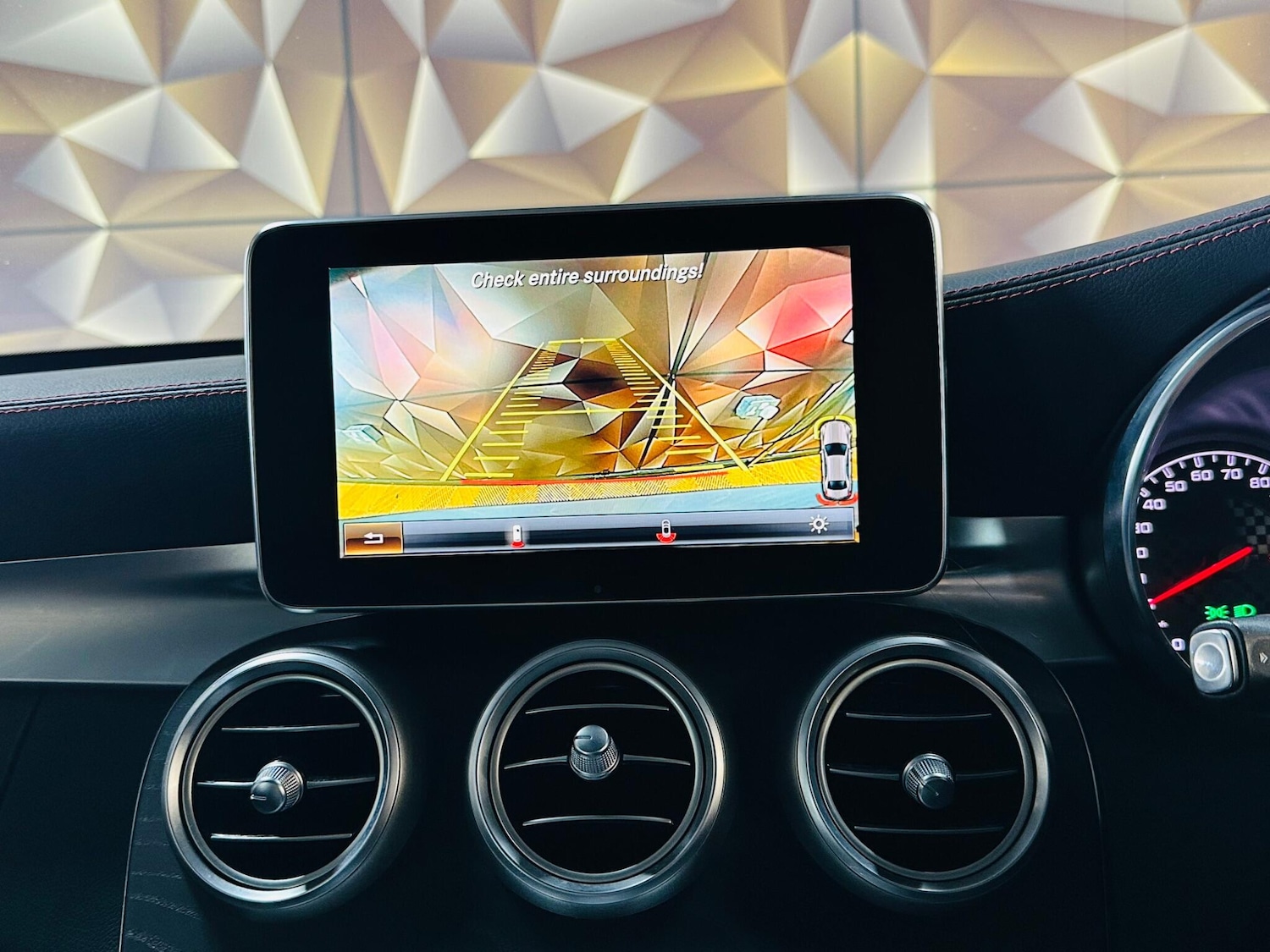 Used Mercedes-Benz C Class 2017 for sale - 77793482: Photo 4