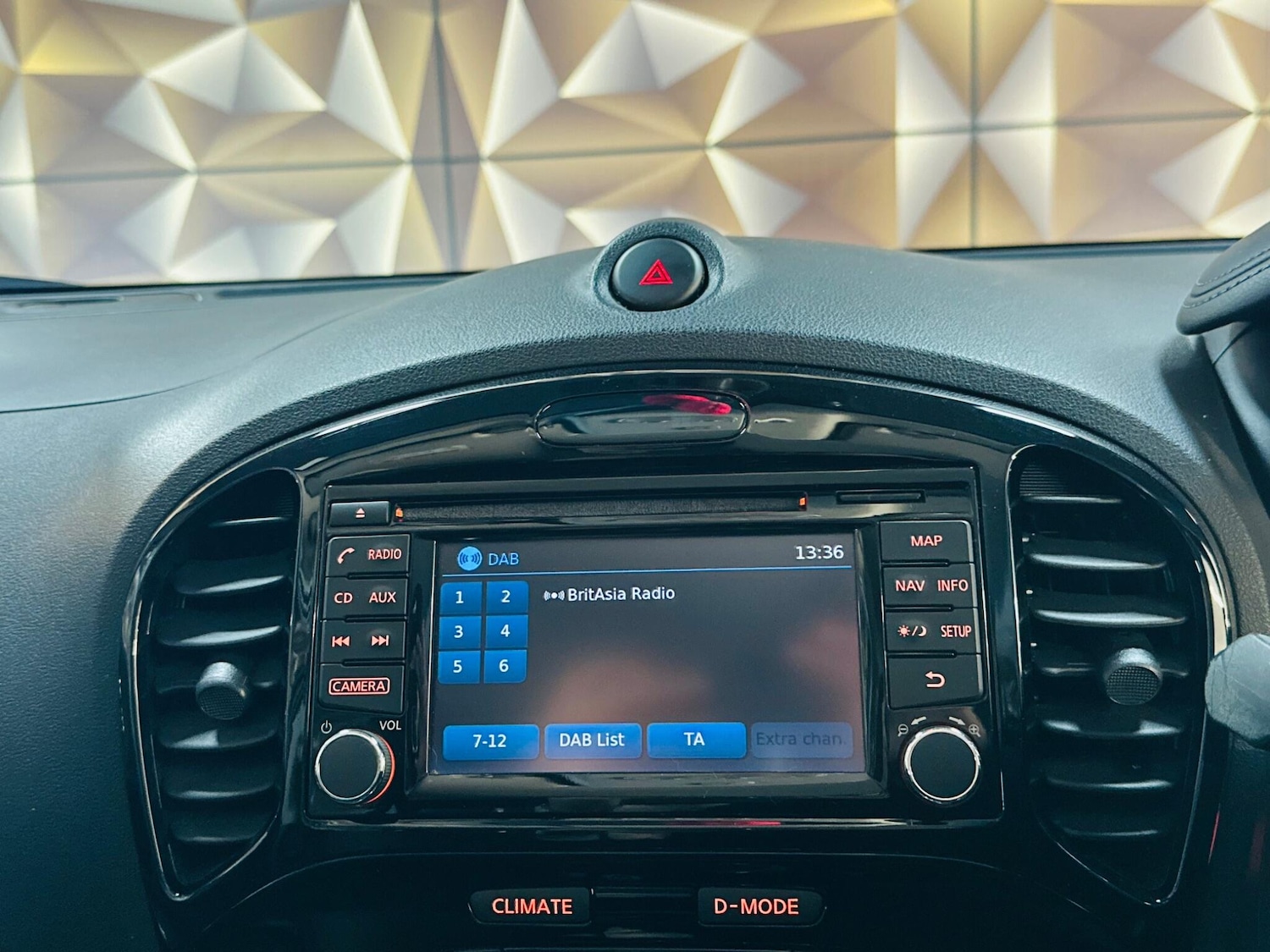 Used Nissan Juke 2019 for sale - 76936587: Photo 52