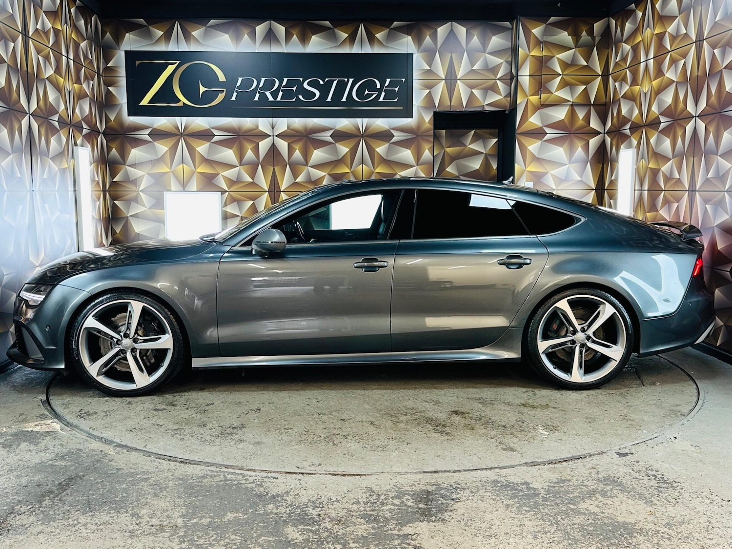 Used Audi RS7 2016 for sale - 76898243: Photo 11