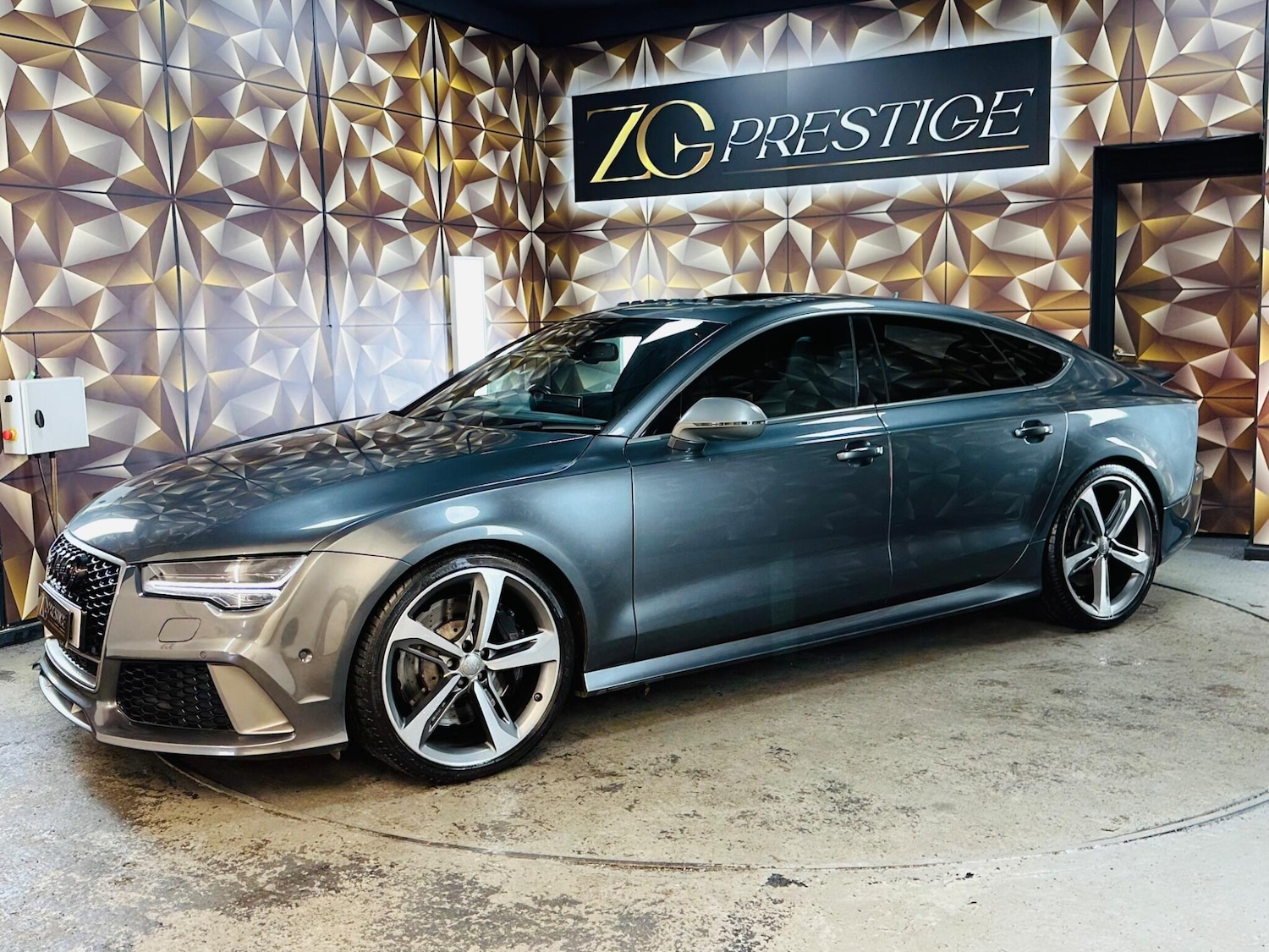 Used Audi RS7 2016 for sale - 76898243: Photo 15