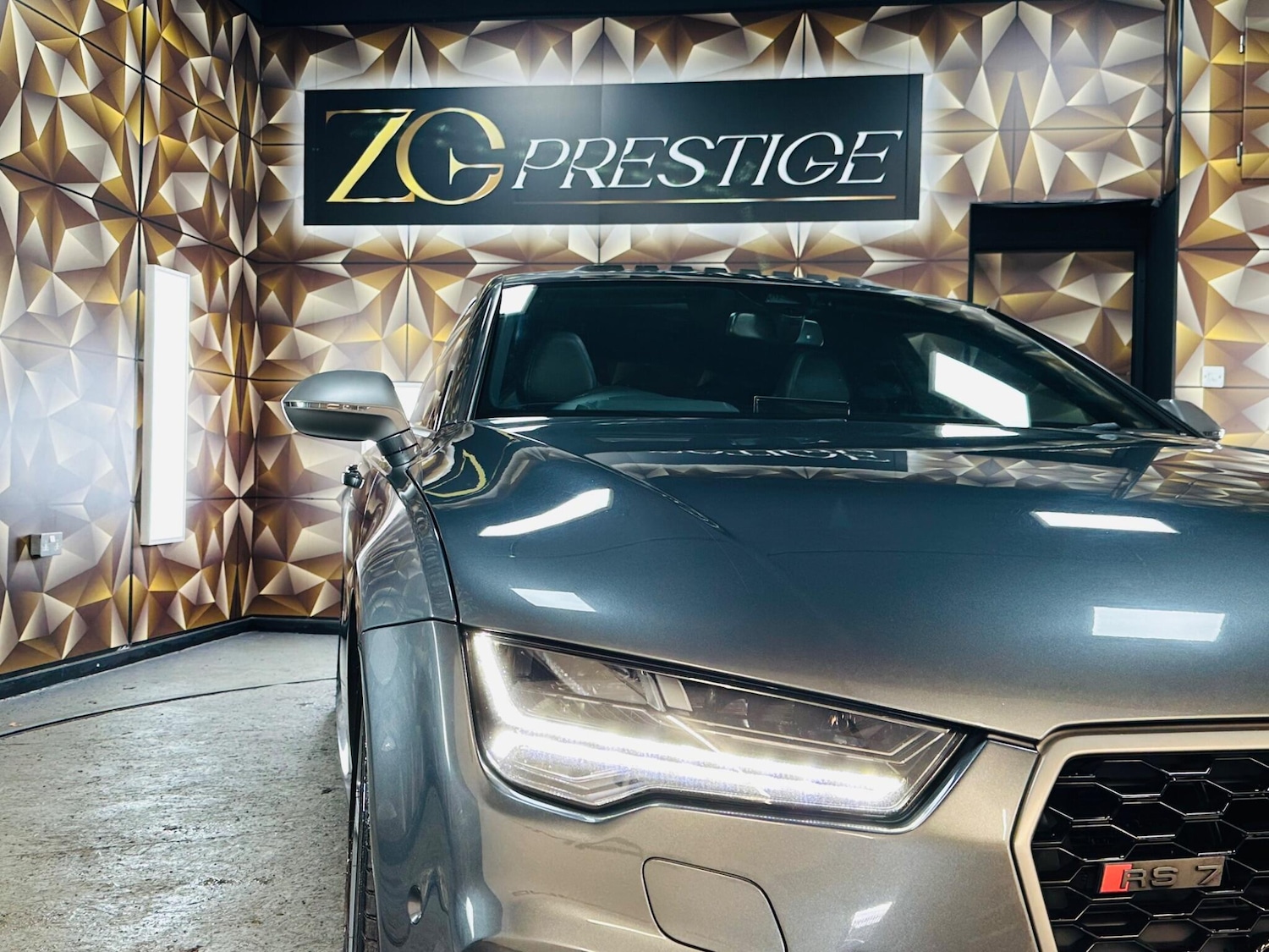 Used Audi RS7 2016 for sale - 76898243: Photo 27