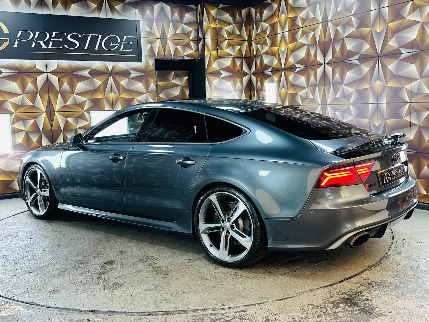Used Audi RS7 2016 for sale - 76898243: Photo 44