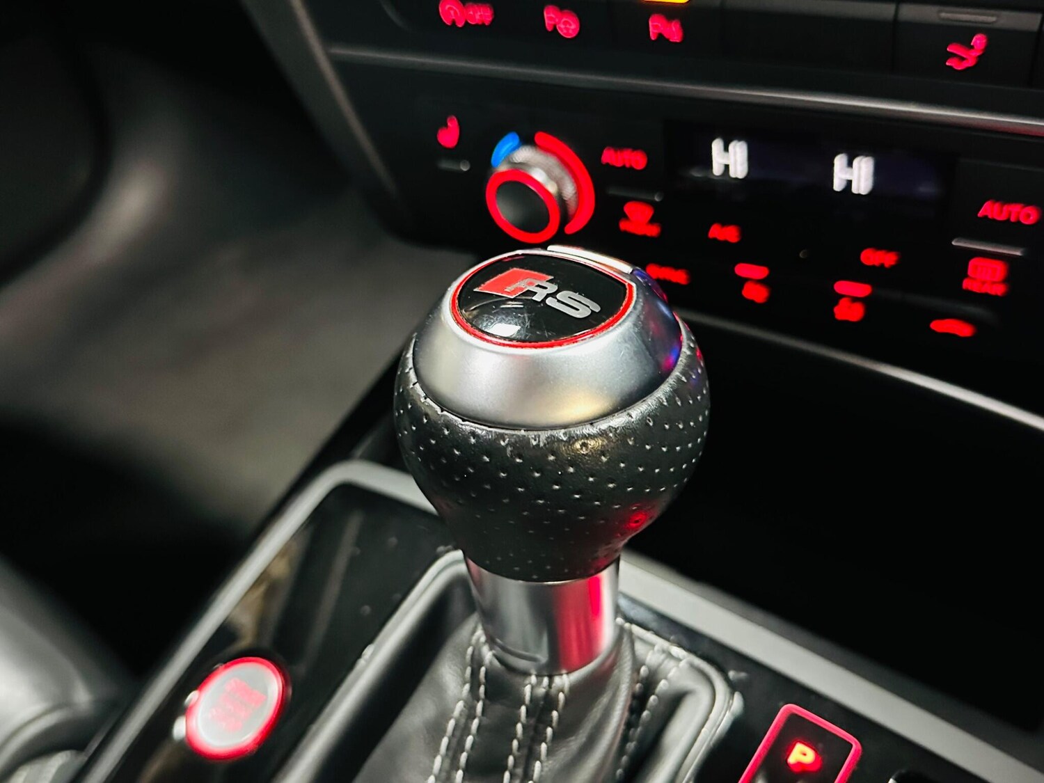 Used Audi RS7 2016 for sale - 76898243: Photo 56