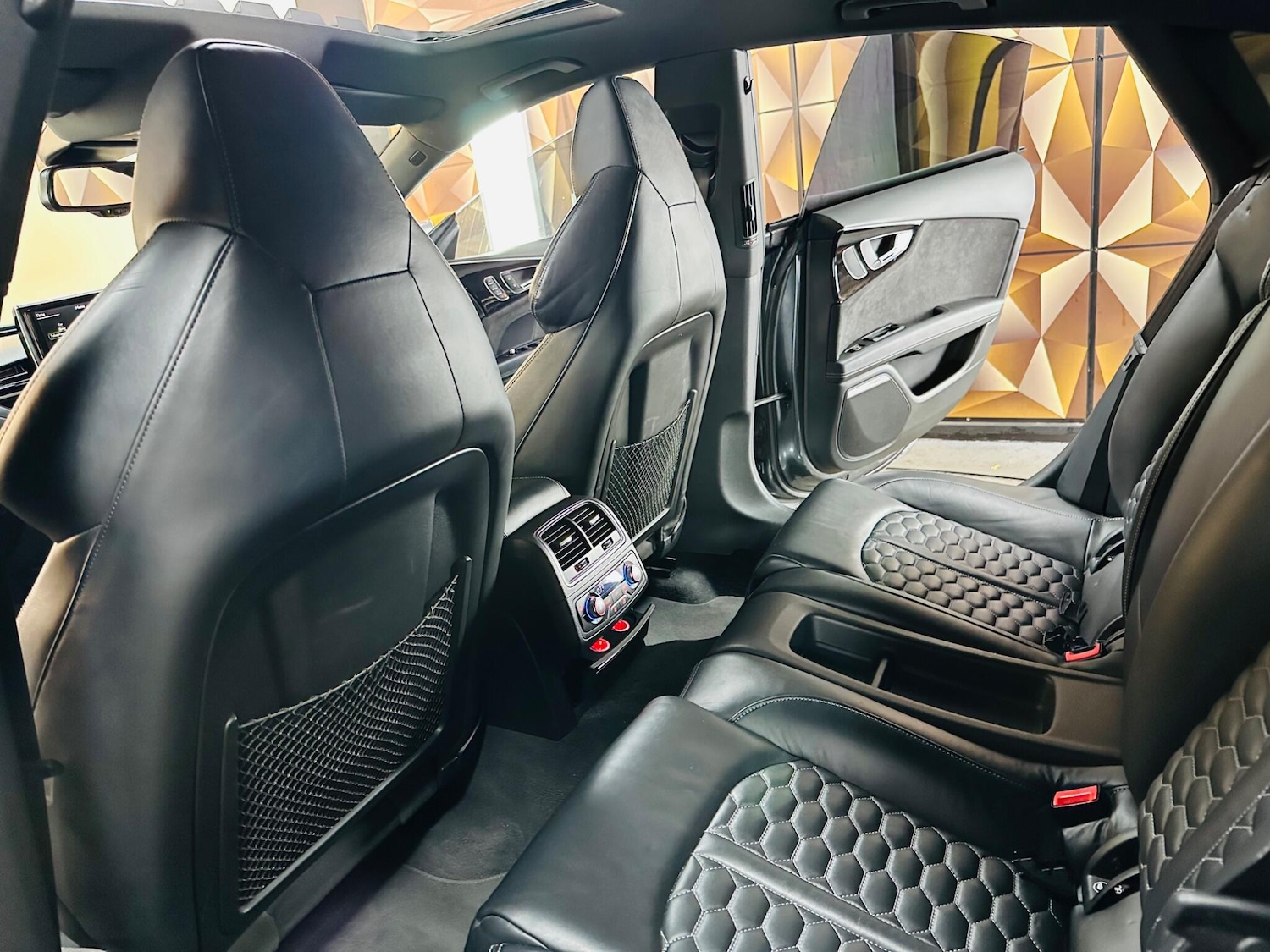 Used Audi RS7 2016 for sale - 76898243: Photo 68