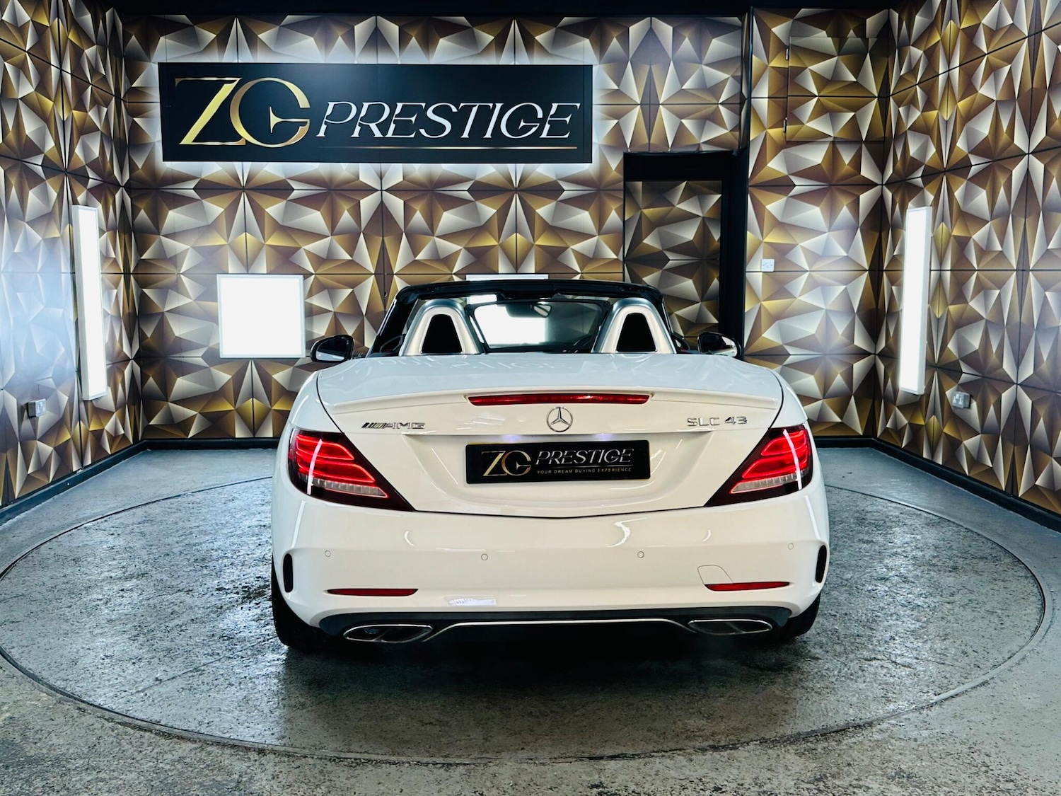 Used Mercedes-Benz SLC 2016 for sale - 76099566: Photo 21