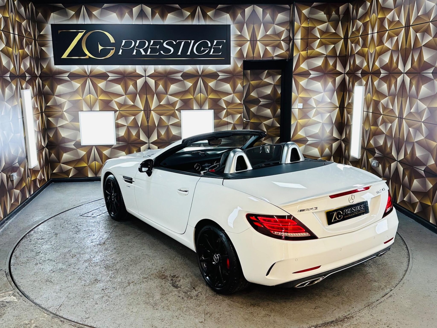 Used Mercedes-Benz SLC 2016 for sale - 76099566: Photo 33