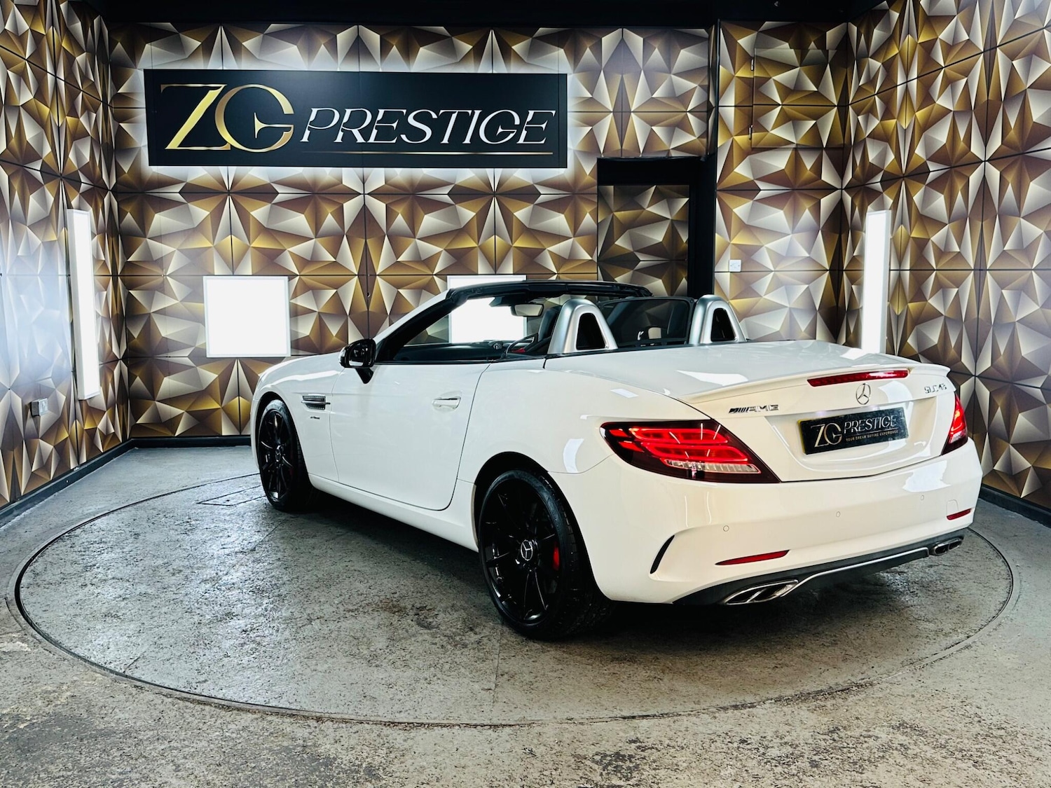 Used Mercedes-Benz SLC 2016 for sale - 76099566: Photo 37