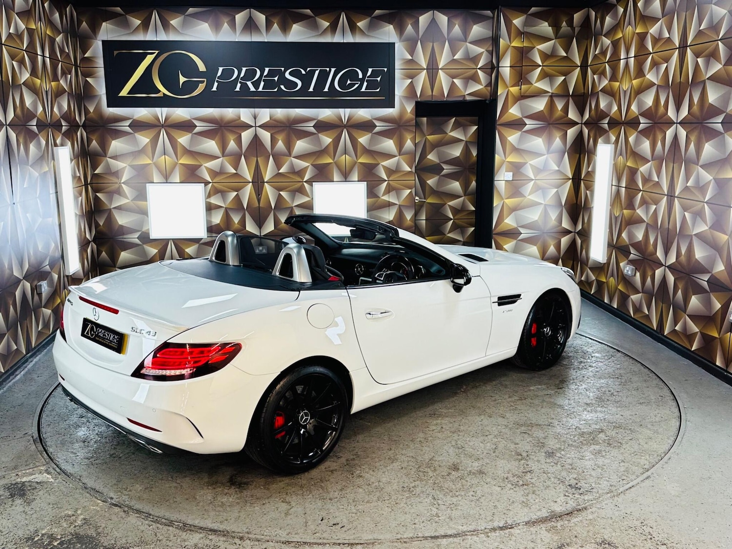 Used Mercedes-Benz SLC 2016 for sale - 76099566: Photo 45