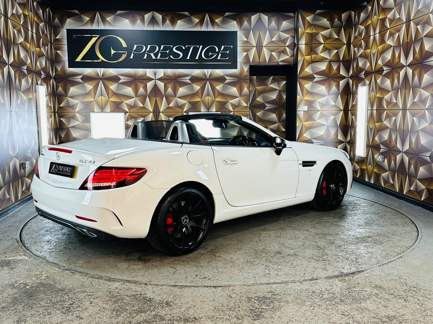 Used Mercedes-Benz SLC 2016 for sale - 76099566: Photo 7