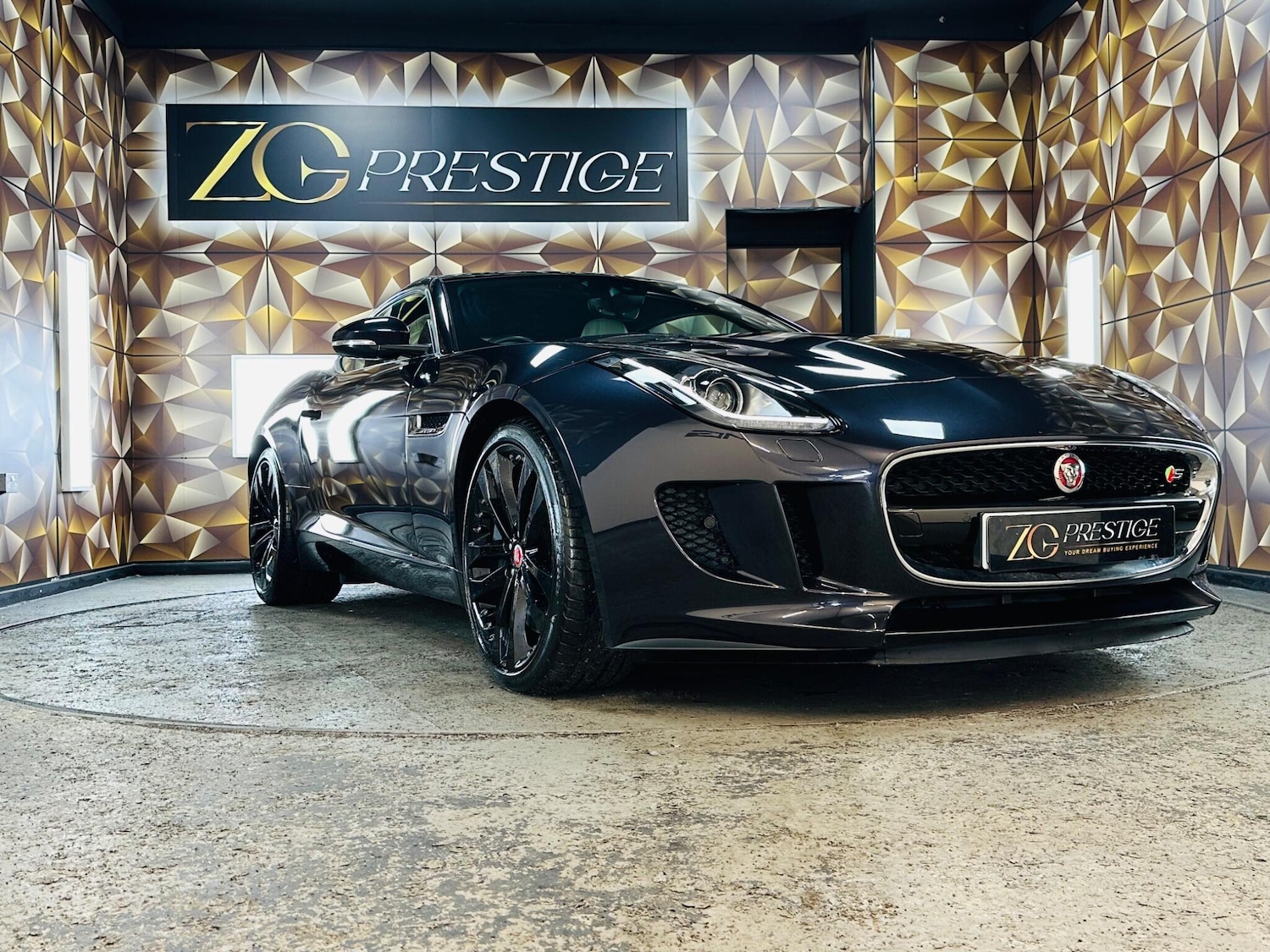 Used Jaguar F-Type 2015 for sale - 76388372: Photo 21