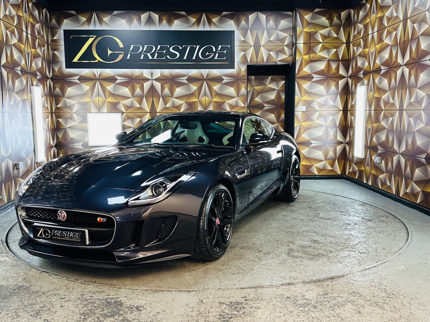 Used Jaguar F-Type 2015 for sale - 76388372: Photo 23
