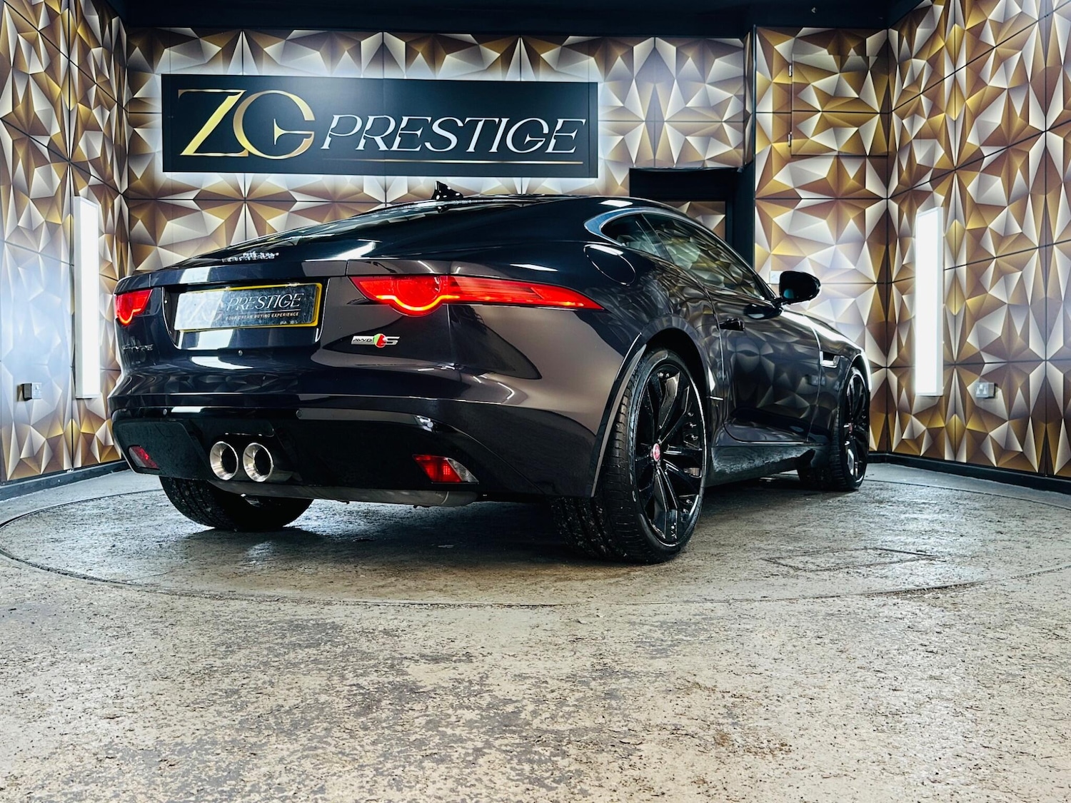 Used Jaguar F-Type 2015 for sale - 76388372: Photo 48