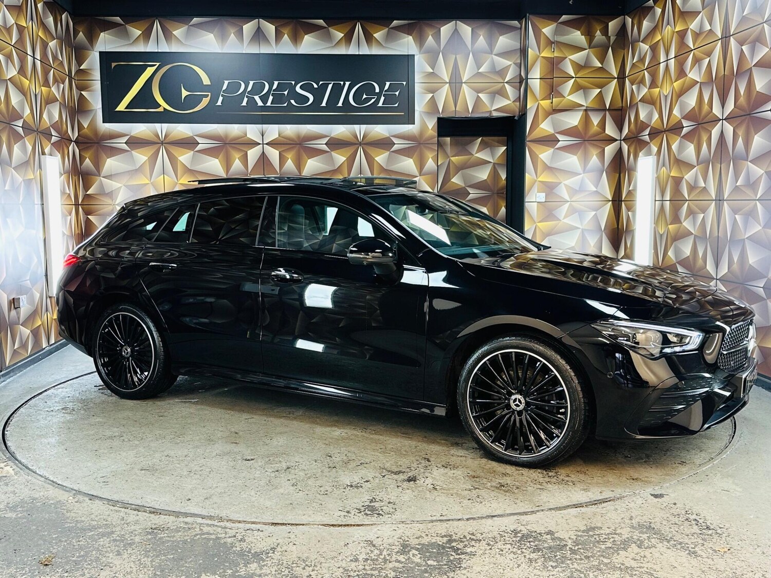 Used Mercedes-Benz CLA 2023 for sale - 76561434: Photo 1