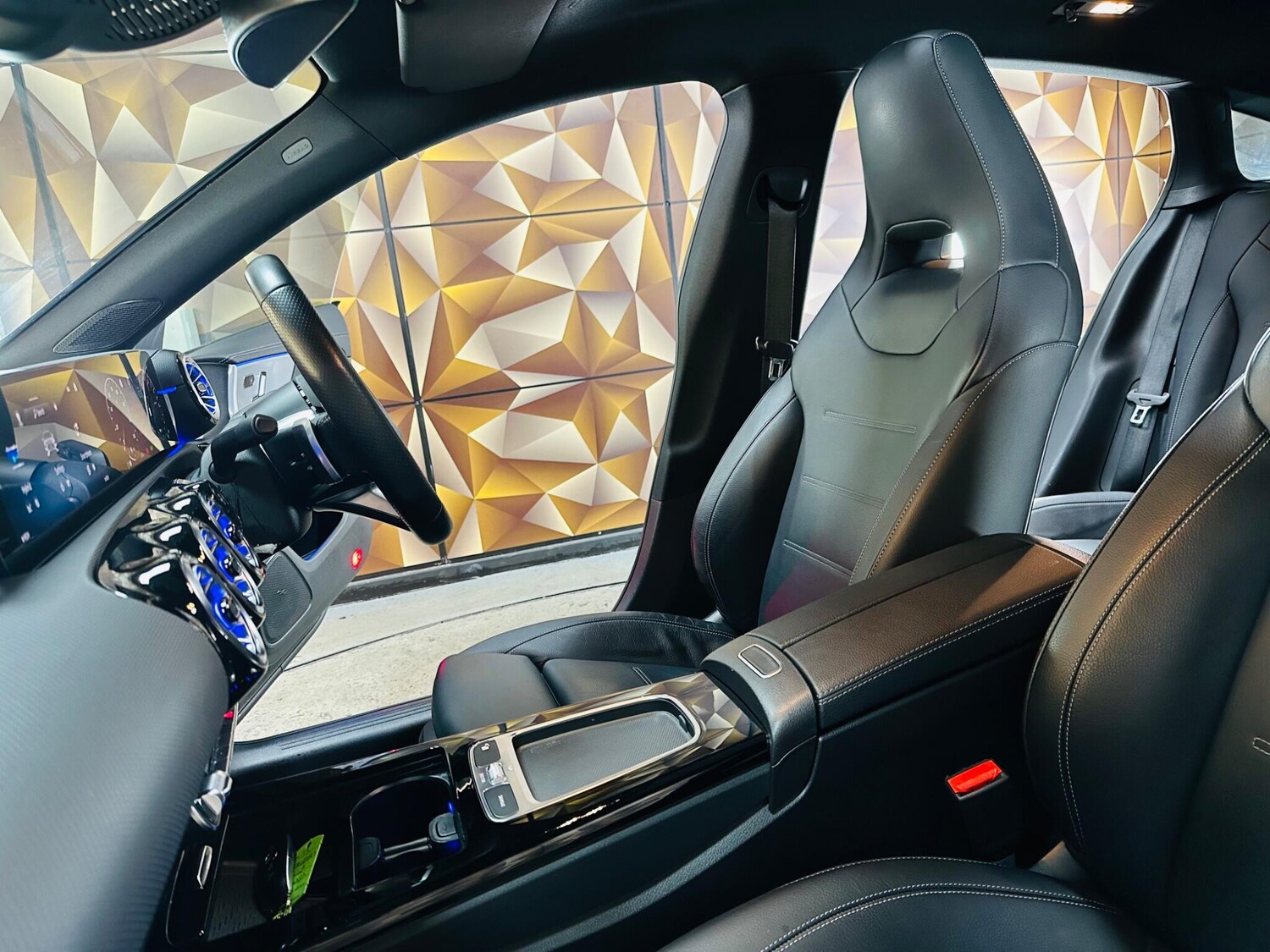 Used Mercedes-Benz CLA 2023 for sale - 76561434: Photo 10