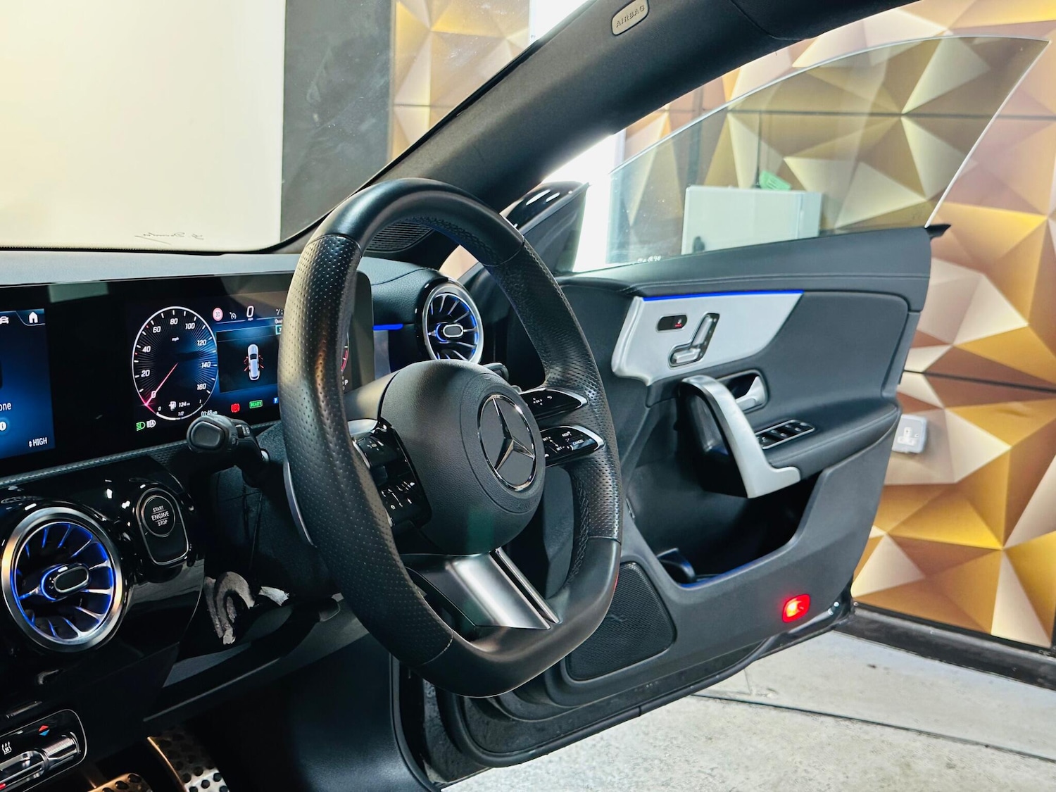 Used Mercedes-Benz CLA 2023 for sale - 76561434: Photo 34