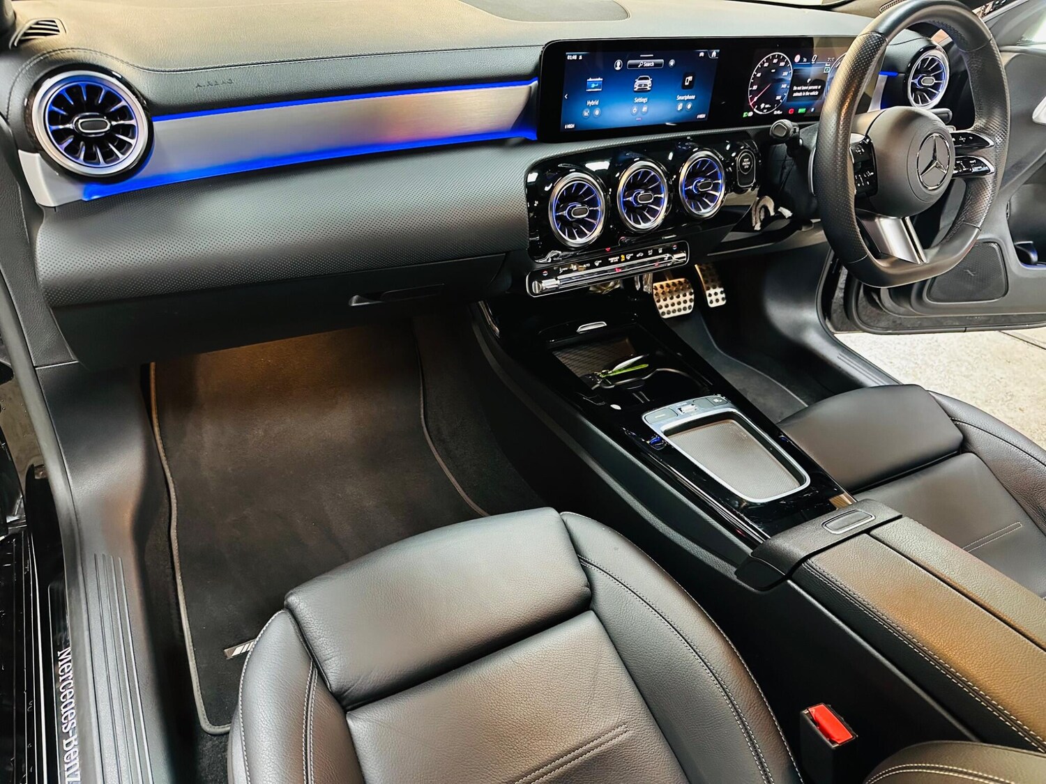 Used Mercedes-Benz CLA 2023 for sale - 76561434: Photo 4