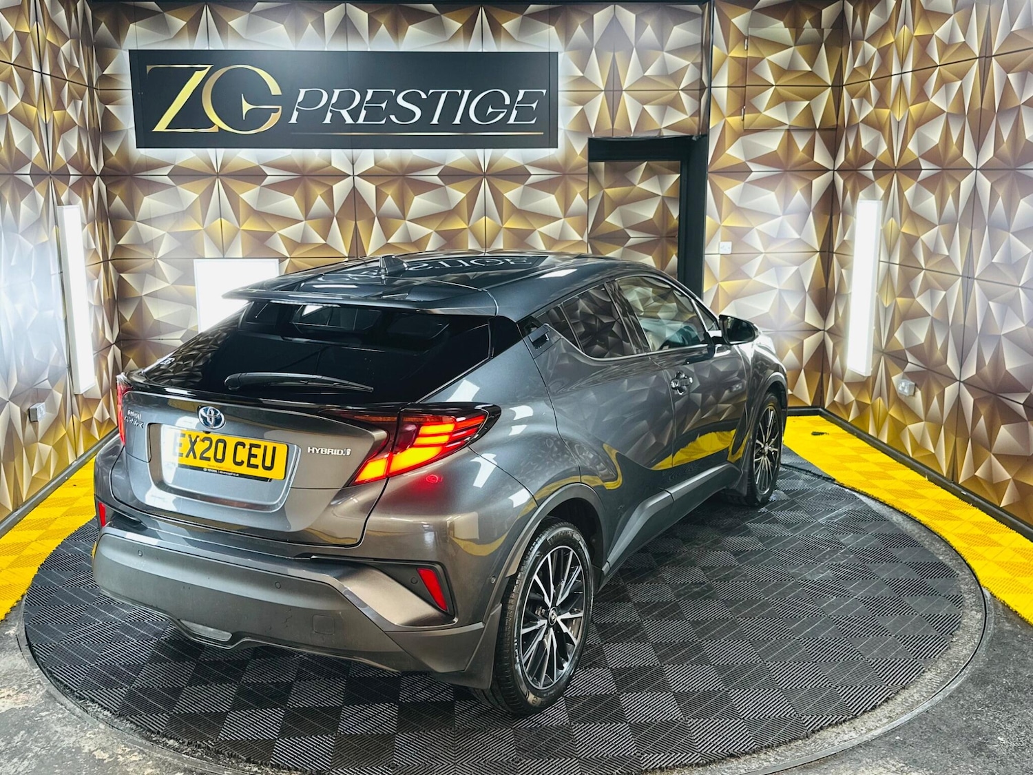 Used Toyota C-HR 2020 for sale - 77883549: Photo 21