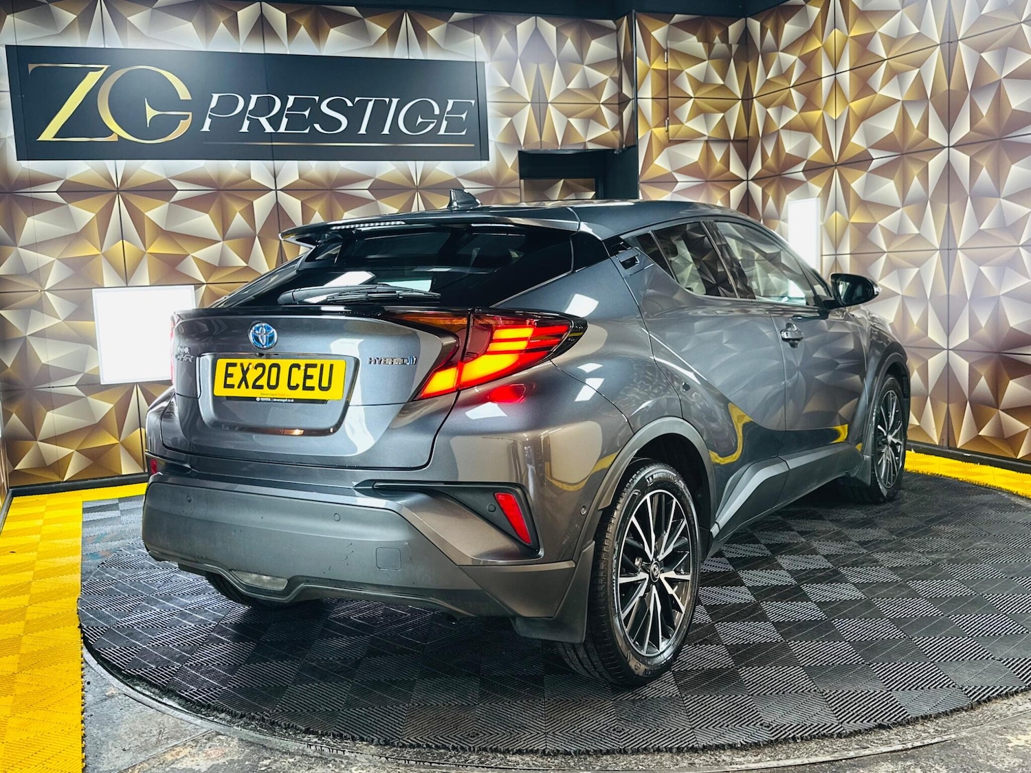 Used Toyota C-HR 2020 for sale - 77883549: Photo 35