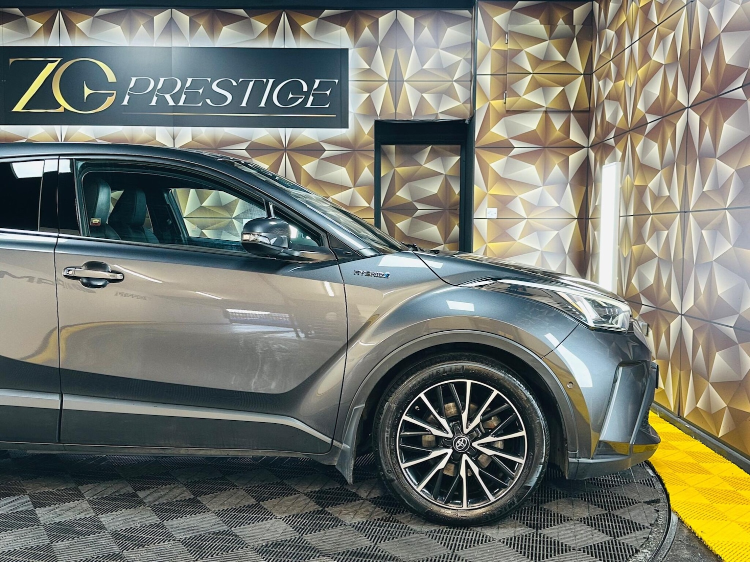 Used Toyota C-HR 2020 for sale - 77883549: Photo 39