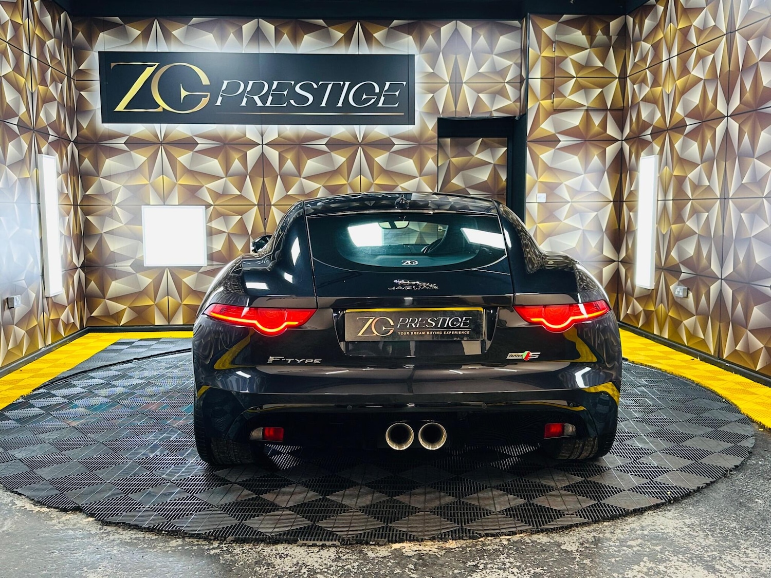 Used Jaguar F-Type for sale - 78072107: Photo 5