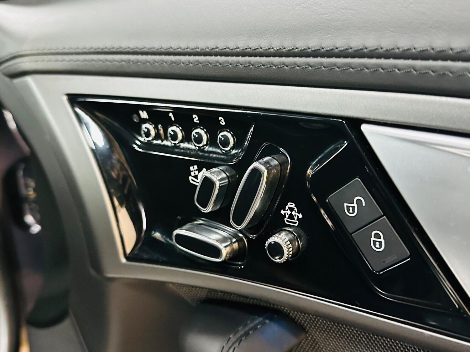 Used Jaguar F-Type for sale - 78072107: Photo 51