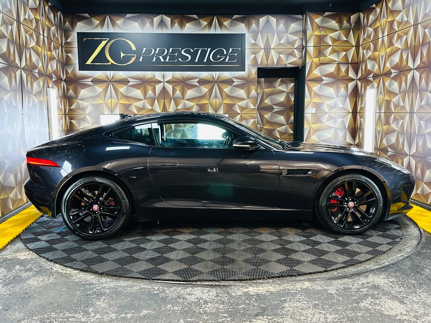 Used Jaguar F-Type for sale - 78072107: Photo 9