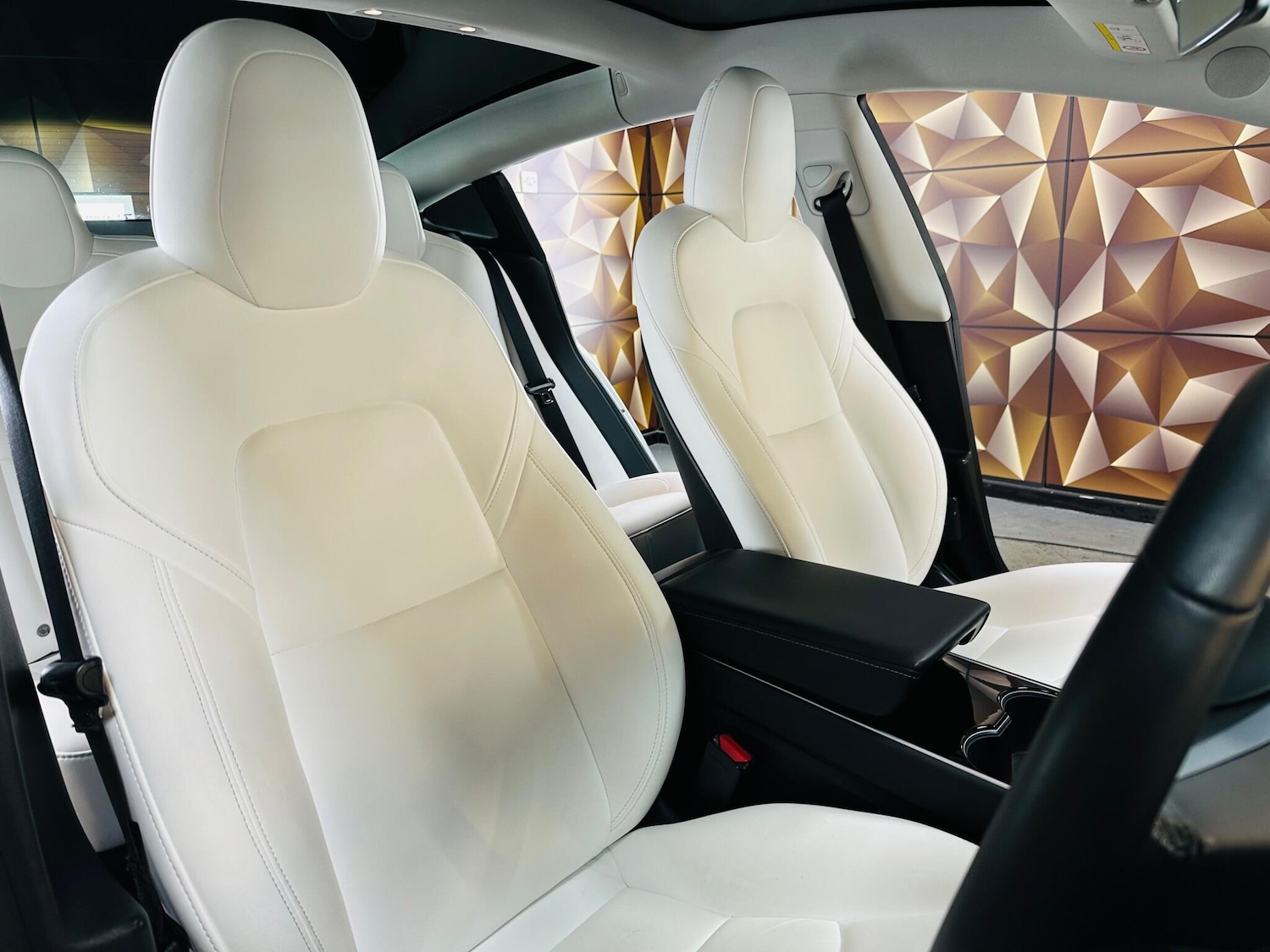 Used Tesla Model 3 2020 for sale - 76607368: Photo 10