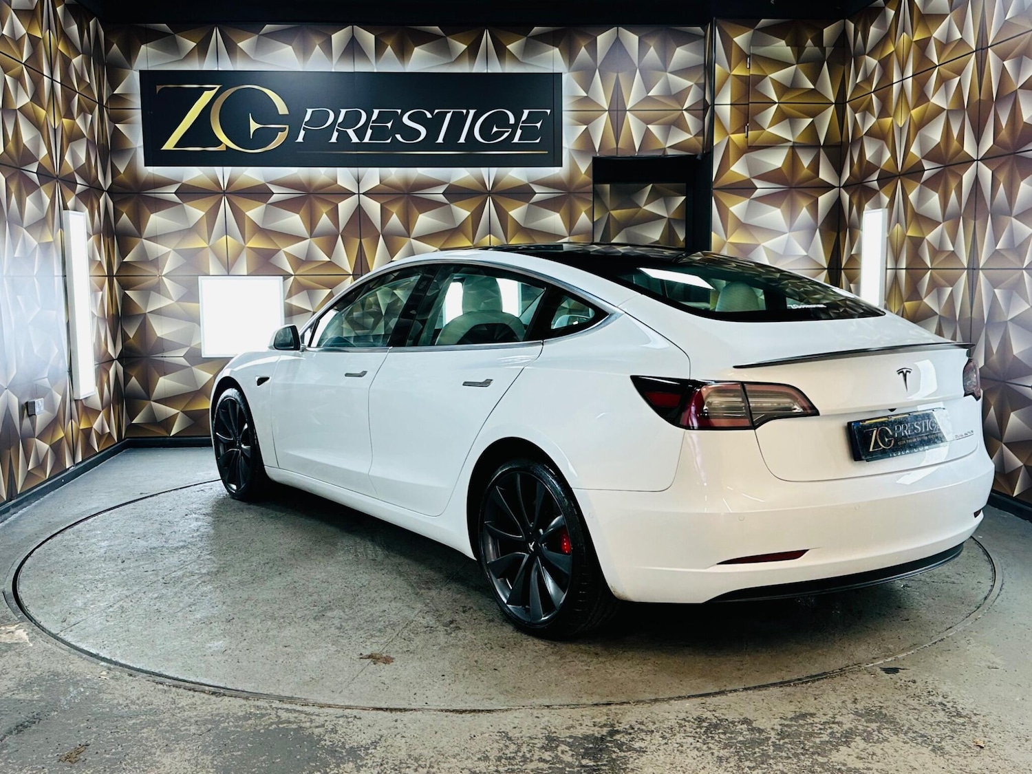 Used Tesla Model 3 2020 for sale - 76607368: Photo 21