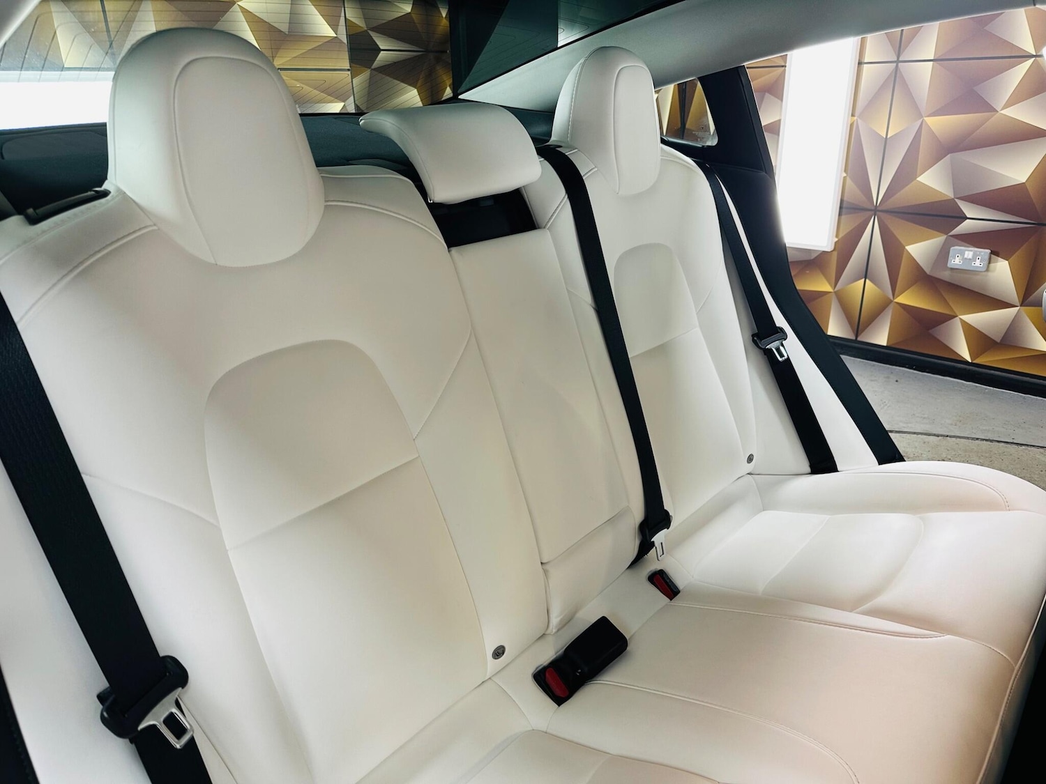 Used Tesla Model 3 2020 for sale - 76607368: Photo 22