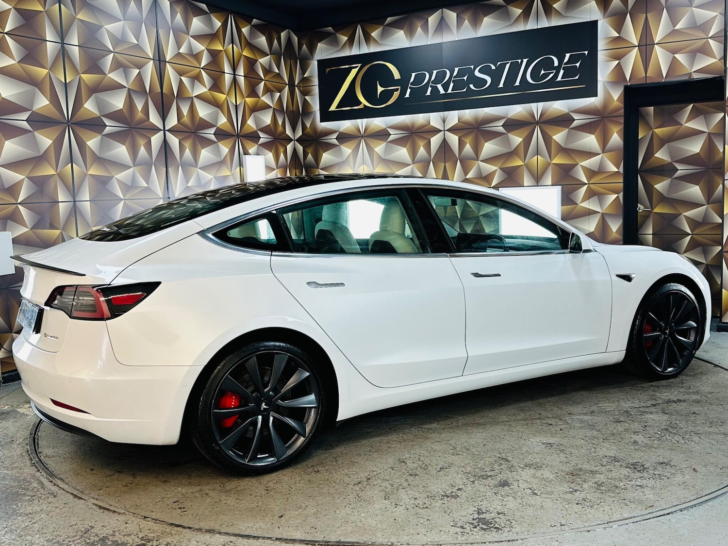 Used Tesla Model 3 2020 for sale - 76607368: Photo 23