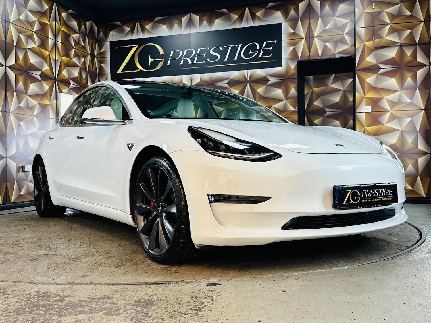 Used Tesla Model 3 2020 for sale - 76607368: Photo 40