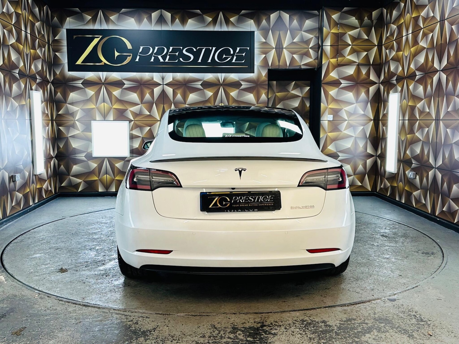 Used Tesla Model 3 2020 for sale - 76607368: Photo 5