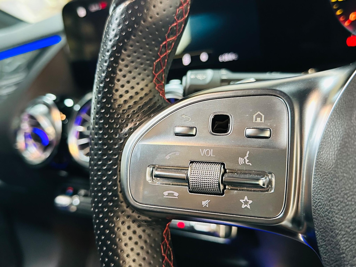 Used Mercedes-Benz GLA 2023 for sale - 76370765: Photo 53