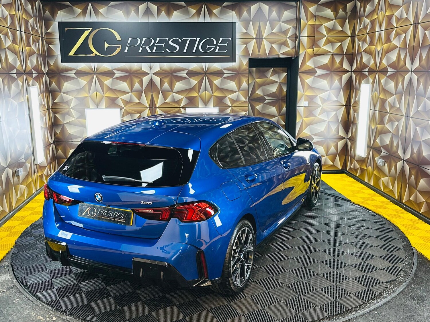 Used BMW 1 Series 2024 for sale - 77497411: Photo 31