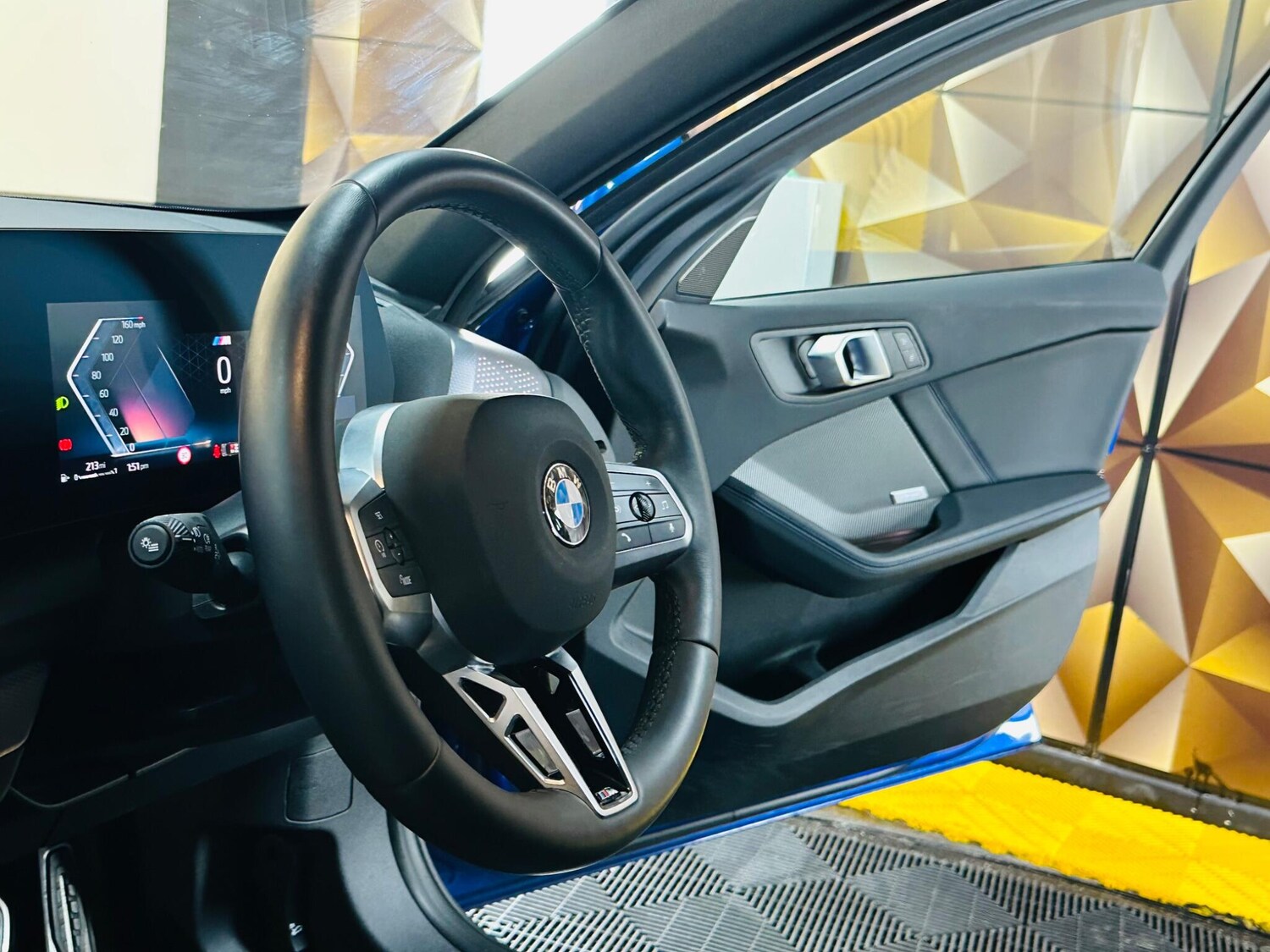 Used BMW 1 Series 2024 for sale - 77497411: Photo 34