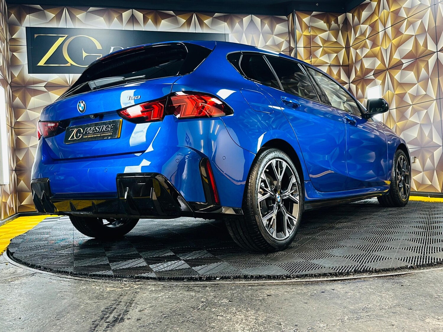 Used BMW 1 Series 2024 for sale - 77497411: Photo 43