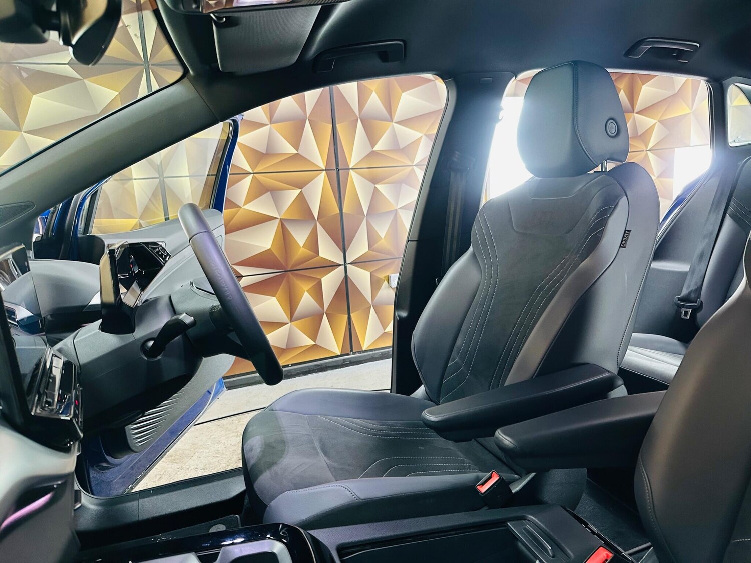 Used Volkswagen ID.4 2022 for sale - 76619657: Photo 14